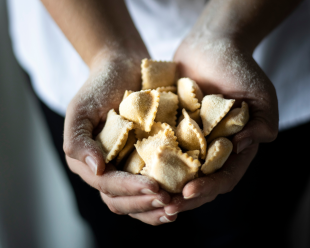 AGNOLOTTI QUADRATI E GOBBI